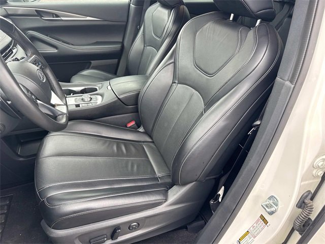 Used 2024 INFINITI QX60 Luxe image 30