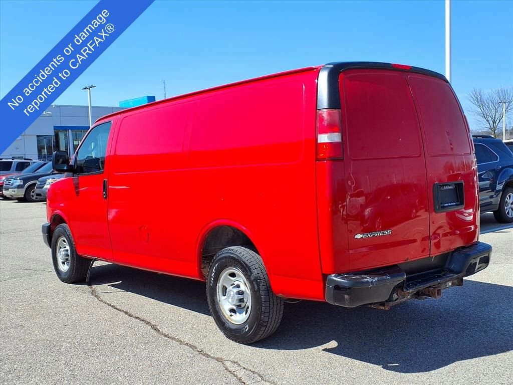 Used 2017 Chevrolet Express 2500 image 8