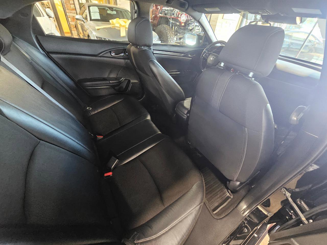 Used 2021 Honda Civic Sport image 16