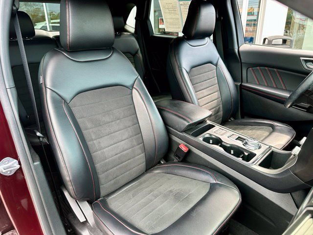 Used 2024 Ford Edge ST-Line AWD/4WD image 24