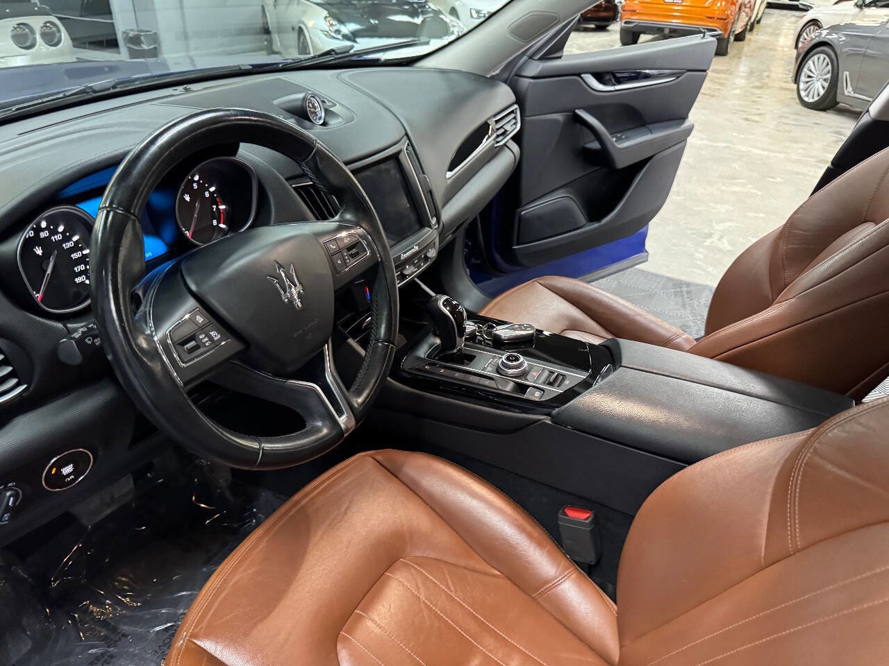 Used 2017 Maserati Levante image 33