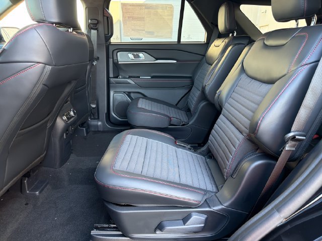 New 2027 Ford Explorer ST-Line AWD/4WD image 15
