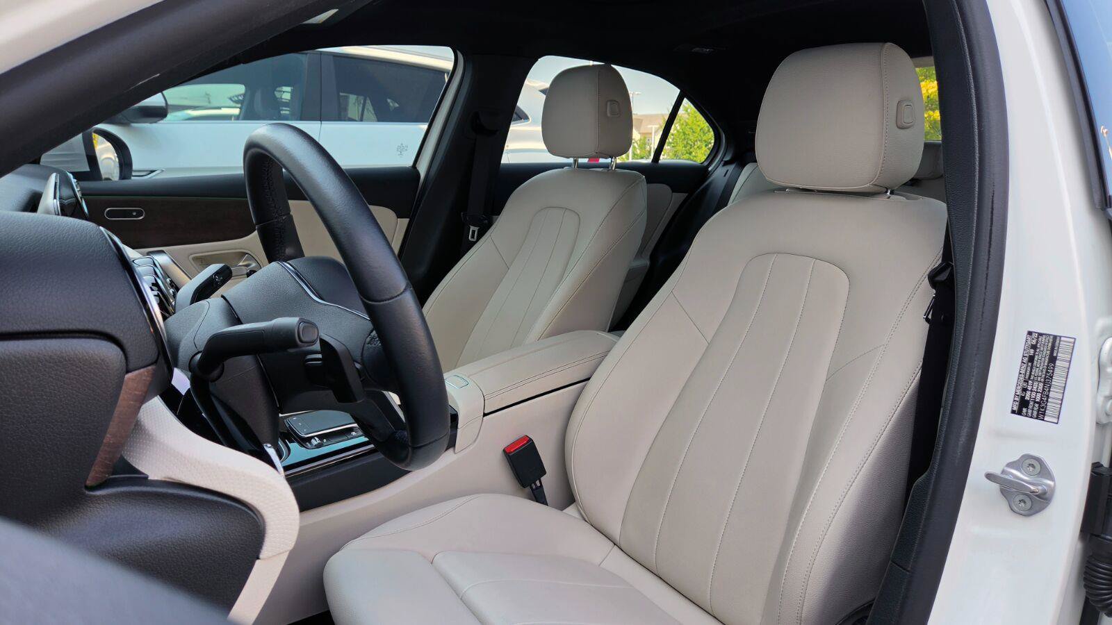 Used 2022 Mercedes-Benz A 220 4MATIC w/ Premium Package Lite image 19