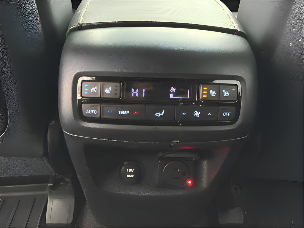 Used 2023 Hyundai Palisade Calligraphy image 30