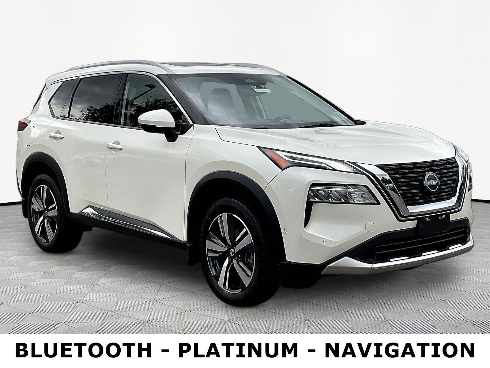 Used 2023 Nissan Rogue Platinum w/ Platinum Premium Package AWD/4WD image 3