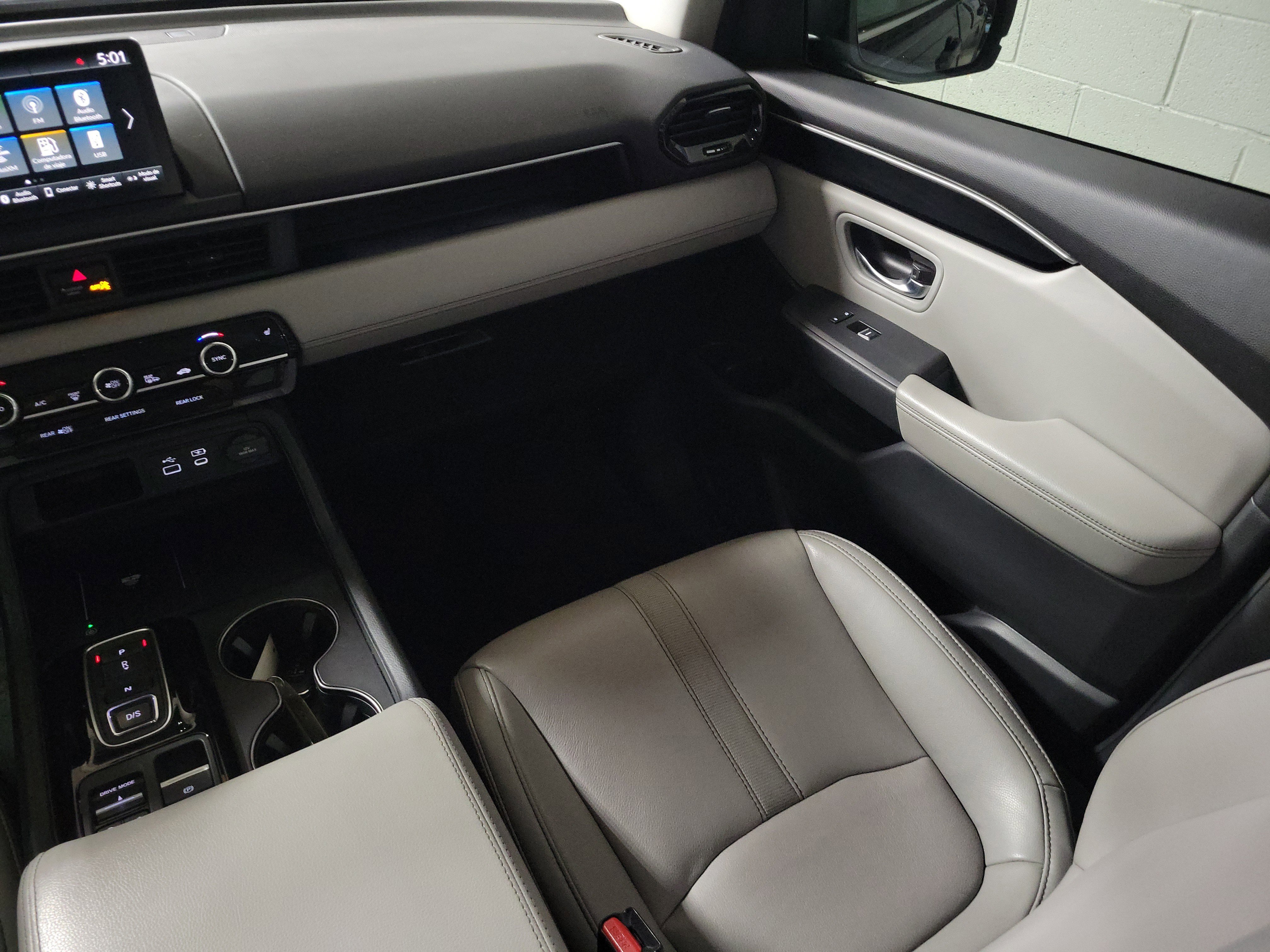 Used 2023 Honda Pilot EX-L image 17