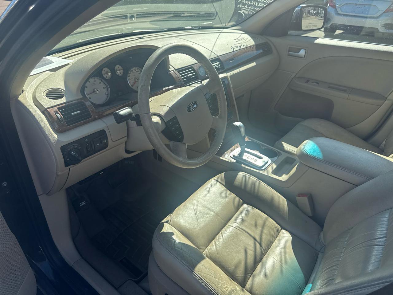 Used 2006 Ford Five Hundred Limited image 9