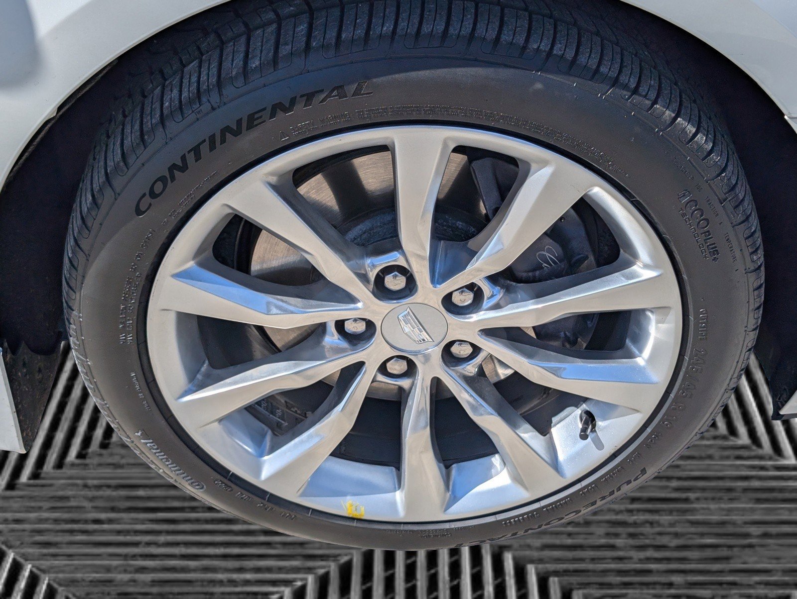 Used 2016 Cadillac XTS Premium image 28