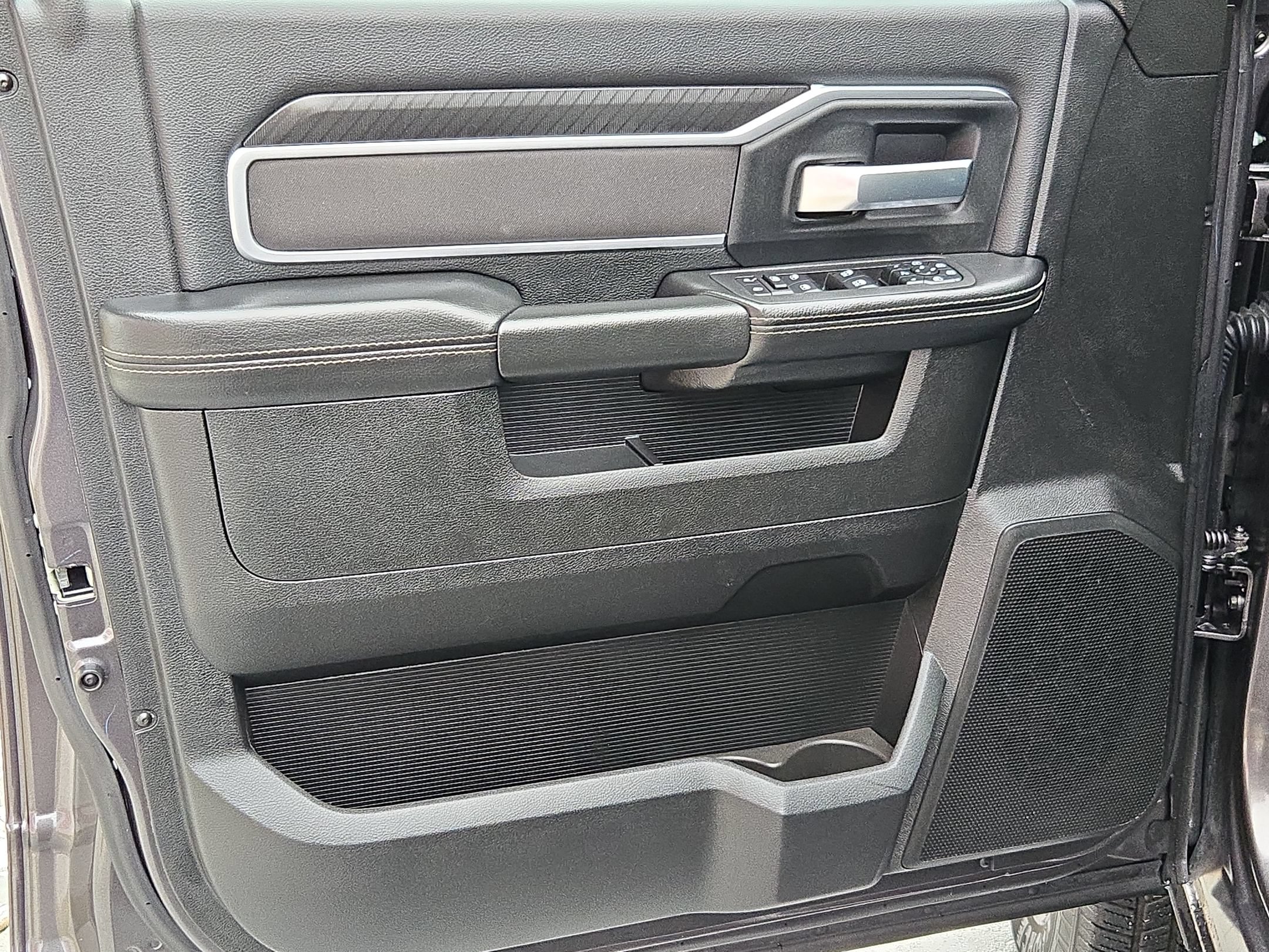 Used 2025 RAM 2500 Big Horn AWD/4WD image 20