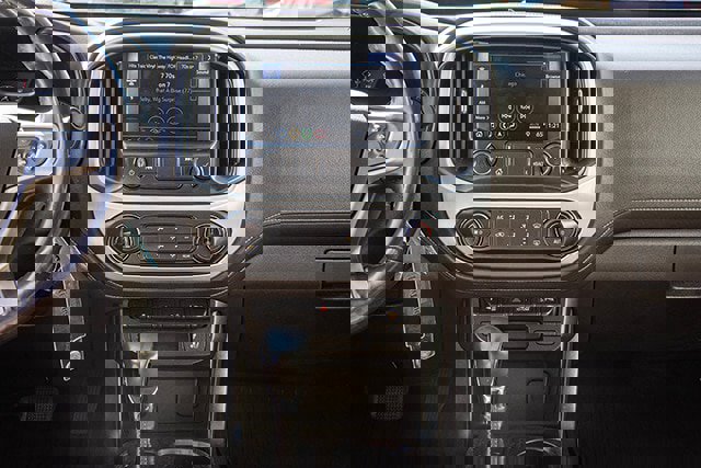 Used 2022 GMC Canyon Denali image 11