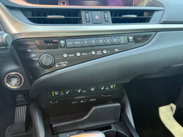 Used 2019 Lexus ES 350 w/ Accessory Package 2 FWD image 20