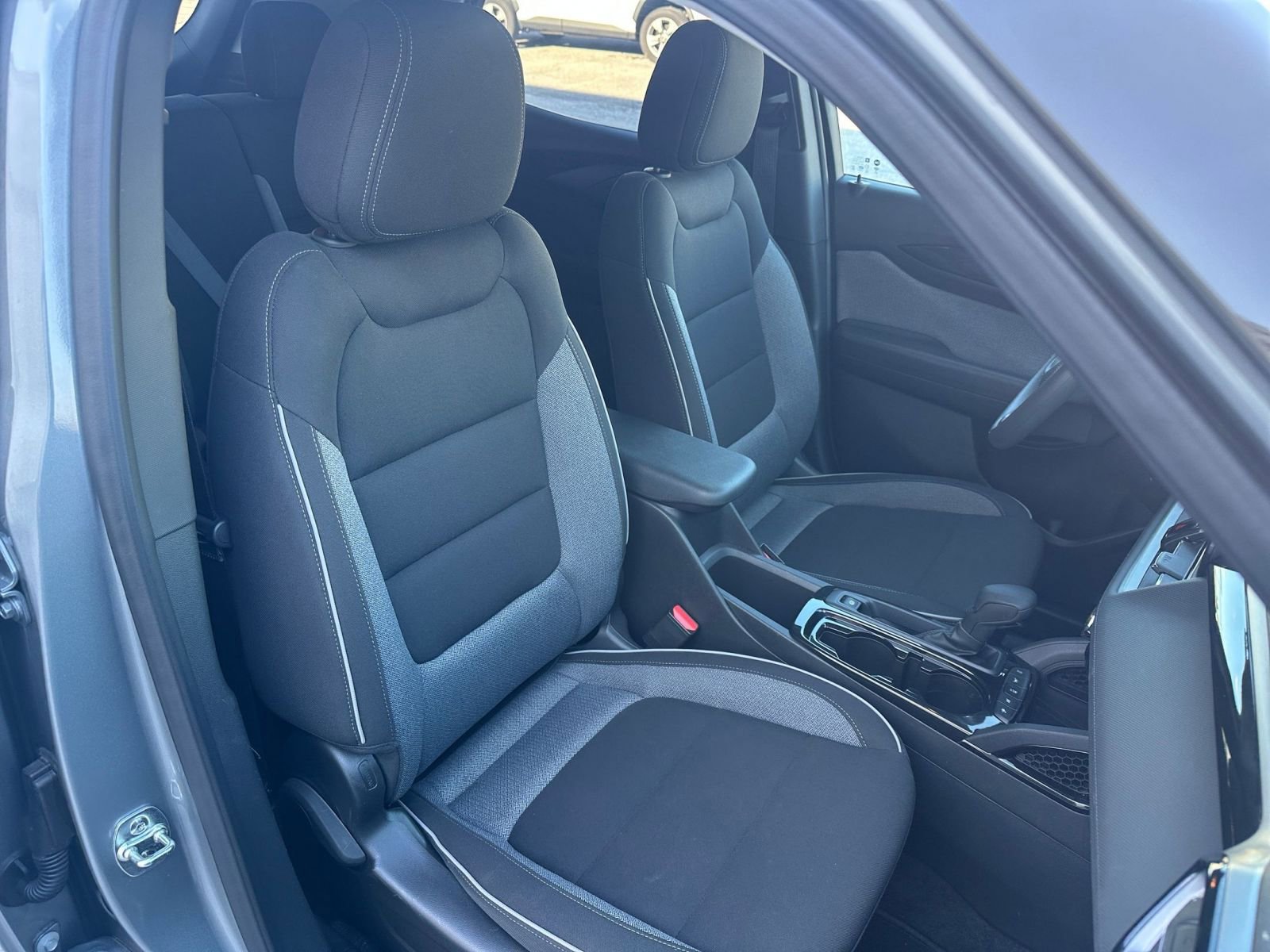 Used 2025 Chevrolet TrailBlazer LT image 34