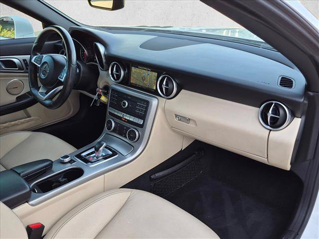Used 2017 Mercedes-Benz SLC 300 image 19