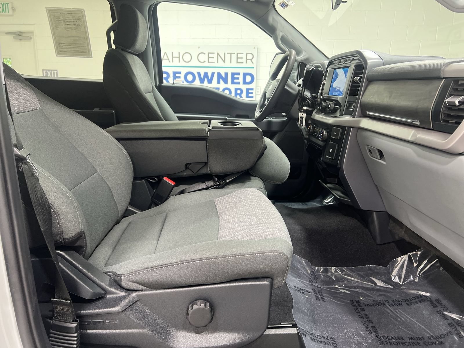 Used 2023 Ford F150 XLT w/ Trailer Tow Package AWD/4WD image 24