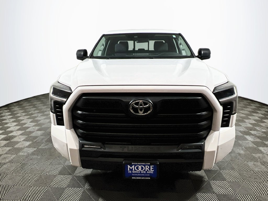 Certified 2022 Toyota Tundra SR5 w/ SR5 Convenience Package RWD image 2