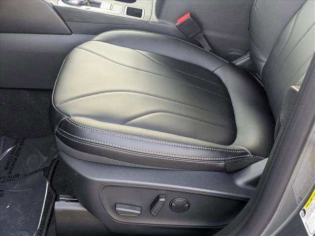 New 2026 Ford Escape SE w/ PHEV Premium Package image 4