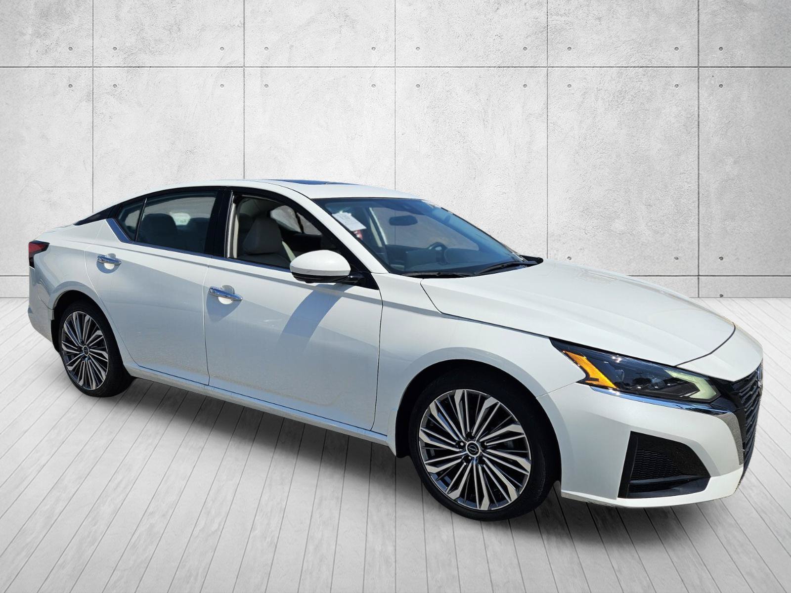 Used 2023 Nissan Altima 2.5 SL