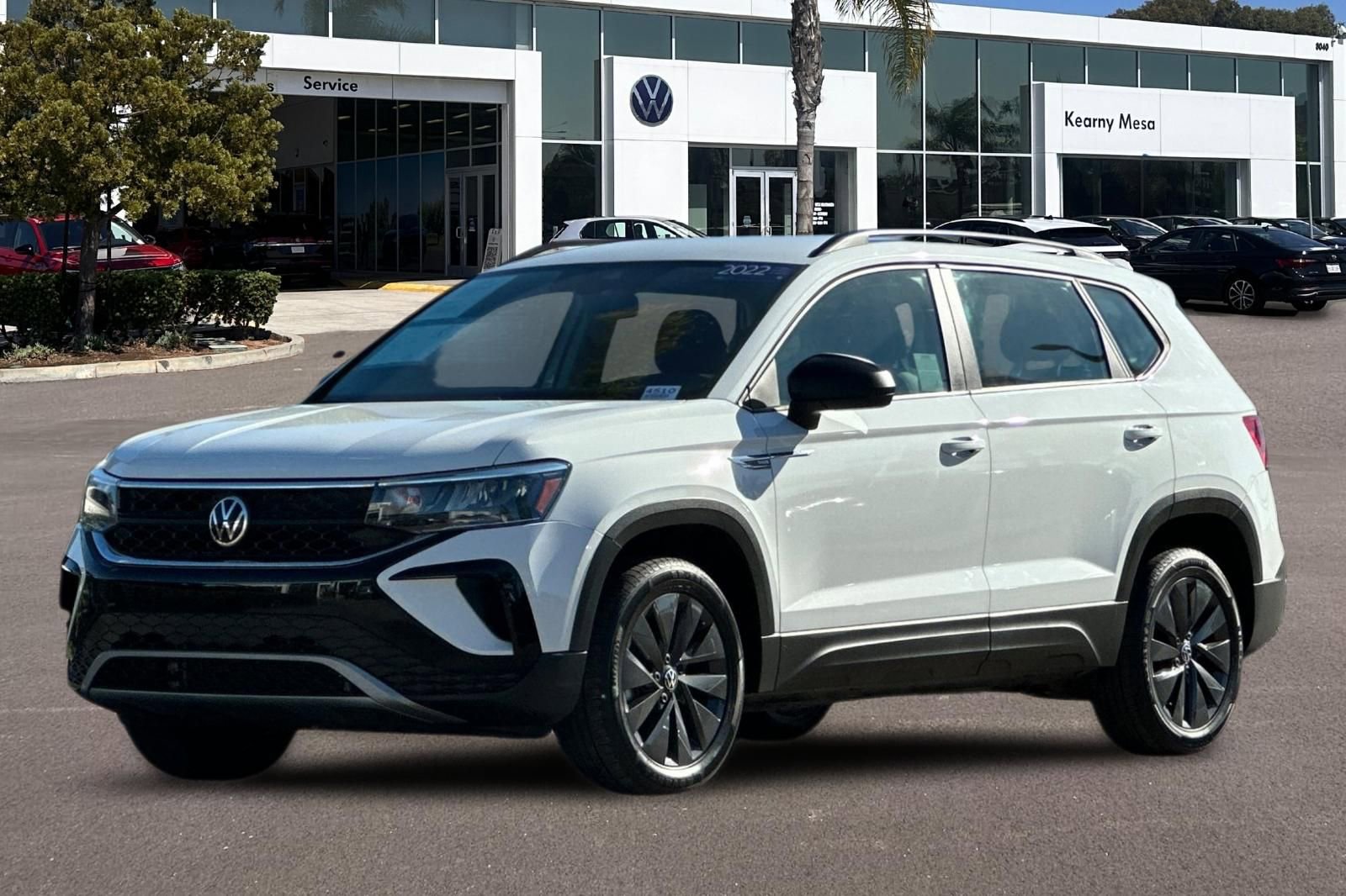 Used 2022 Volkswagen Taos S w/ IQ Drive S Package image 8