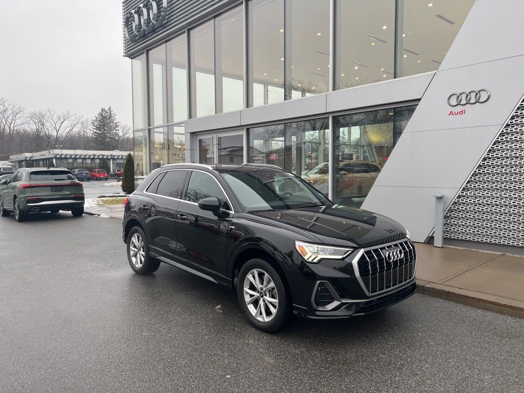 Used 2023 Audi Q3 2.0T Premium image 8