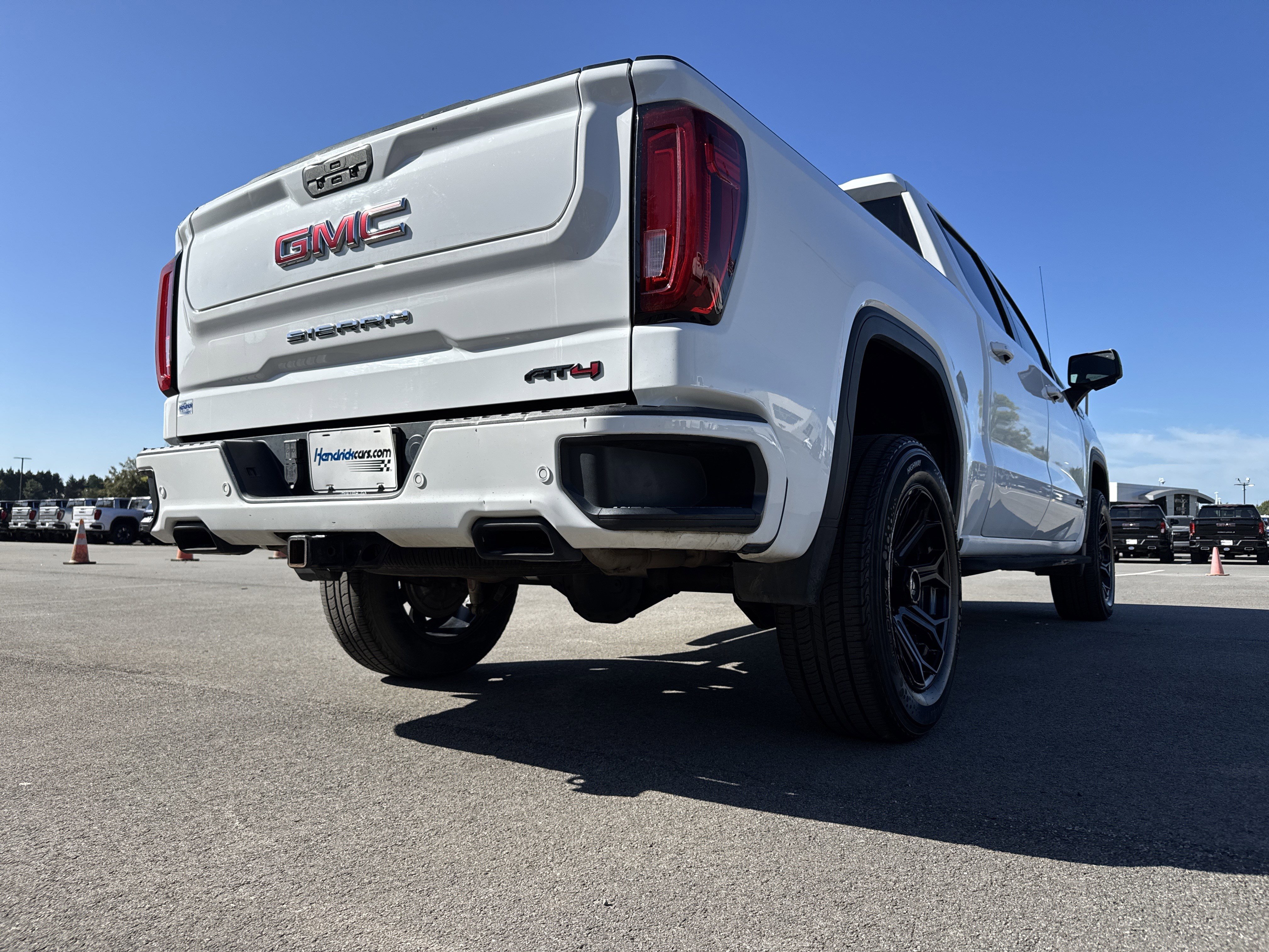 Used 2021 GMC Sierra 1500 AT4 w/ AT4 Premium Package image 10