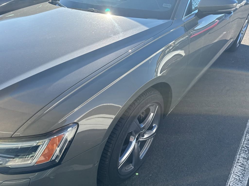 Used 2024 Audi A6 Premium Plus image 2