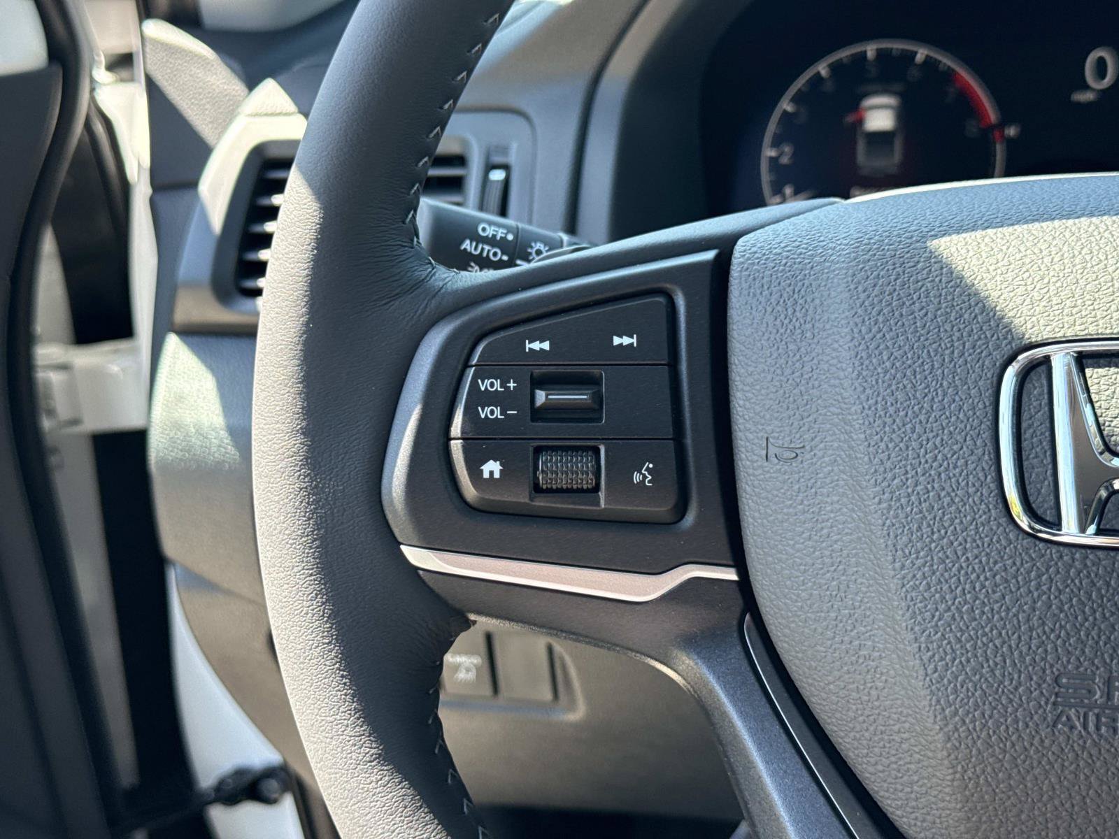 New 2026 Honda Ridgeline RTL image 11