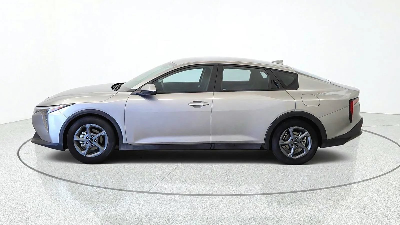 Used 2025 Kia K4 FWD image 5