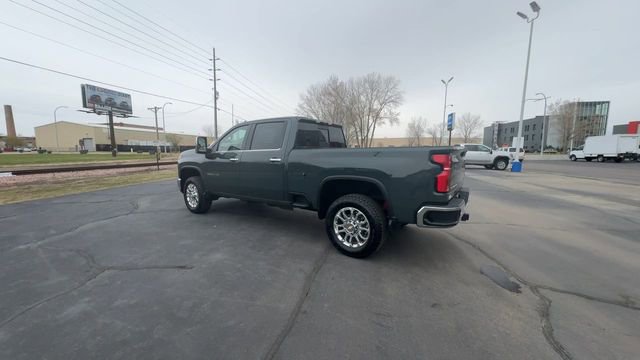 Used 2025 Chevrolet Silverado 2500 LTZ w/ LTZ Plus Package image 6