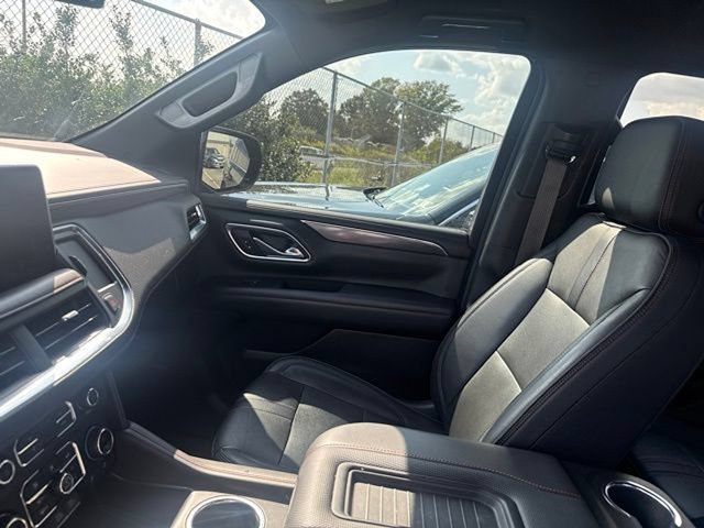 Used 2021 Chevrolet Tahoe RST w/ Luxury Package AWD/4WD image 27
