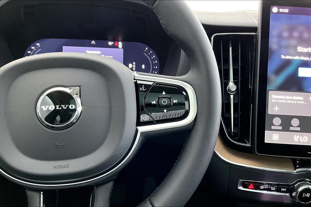 New 2026 Volvo XC60 B5 Core w/ Climate Package AWD/4WD image 13