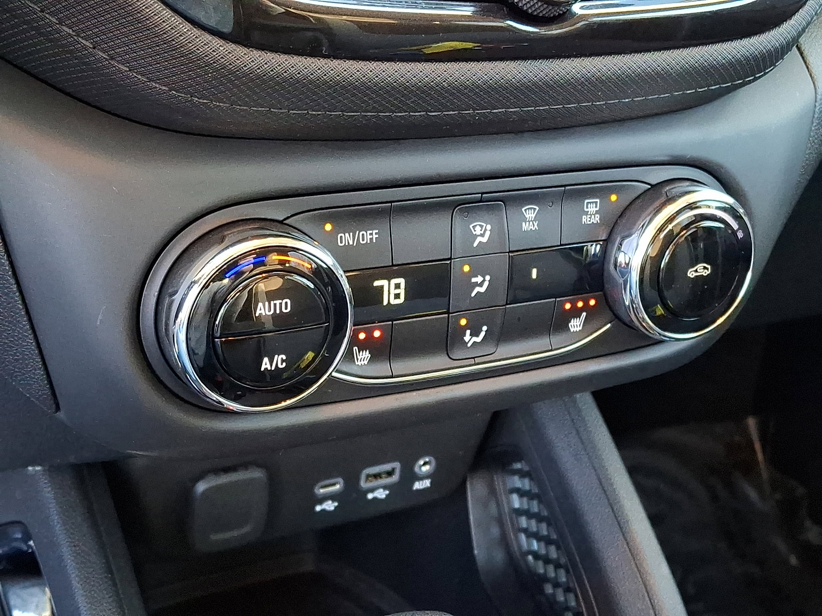 Certified 2023 Chevrolet TrailBlazer LT w/ Convenience Package AWD/4WD image 23