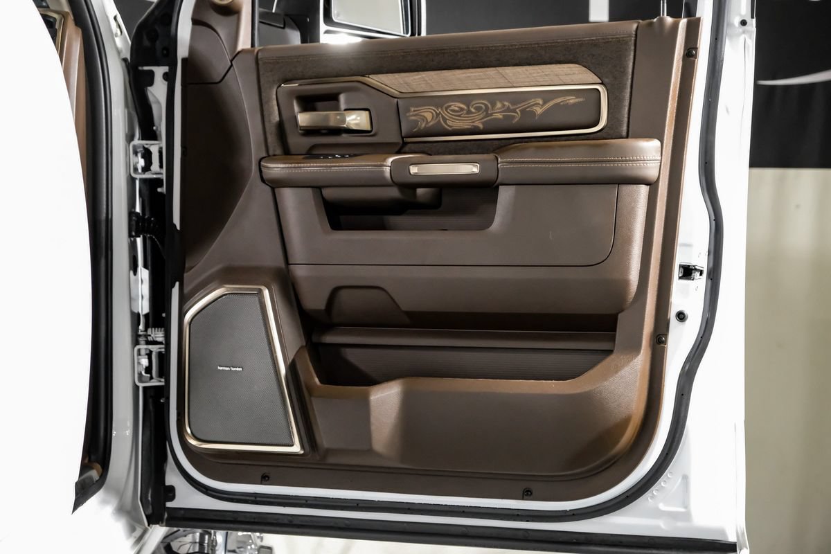 Used 2025 RAM 3500 Longhorn AWD/4WD image 34