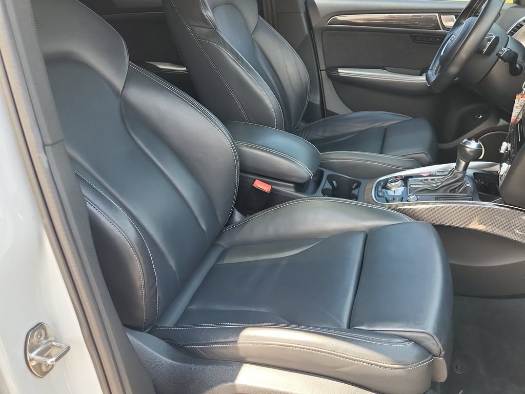 Used 2016 Audi SQ5 Premium Plus w/ Technology Package AWD/4WD image 19