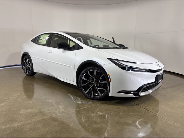 New 2026 Toyota Prius Plug-In Hybrid video 1