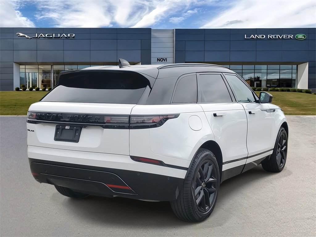 New 2026 Land Rover Range Rover Velar Dynamic SE image 3