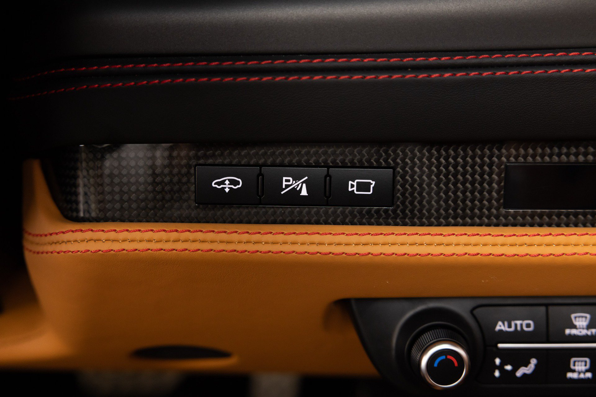 Certified 2021 Ferrari F8 Tributo RWD image 94