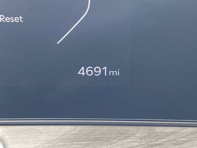 Certified 2025 Kia Sorento SX image 6