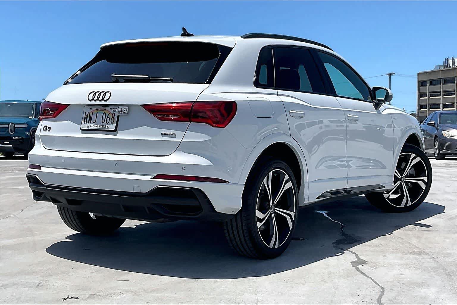 Used 2023 Audi Q3 2.0T Premium Plus w/ Premium Plus Package AWD/4WD image 22