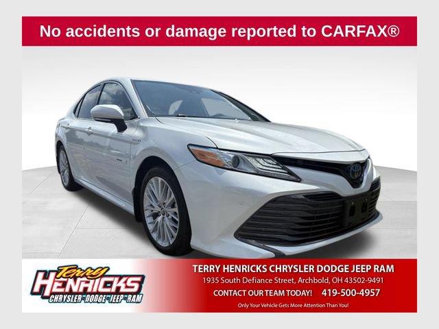 Used 2019 Toyota Camry XLE FWD image 1
