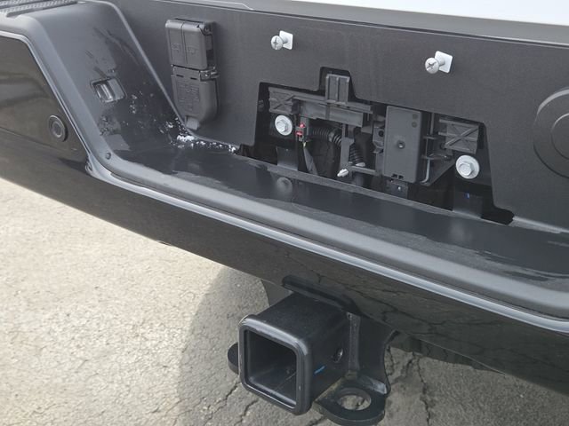 New 2025 Chevrolet Silverado 2500 ZR2 w/ Technology Package image 27