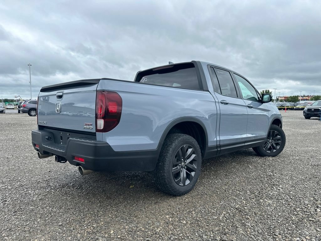 Used 2023 Honda Ridgeline Sport image 10