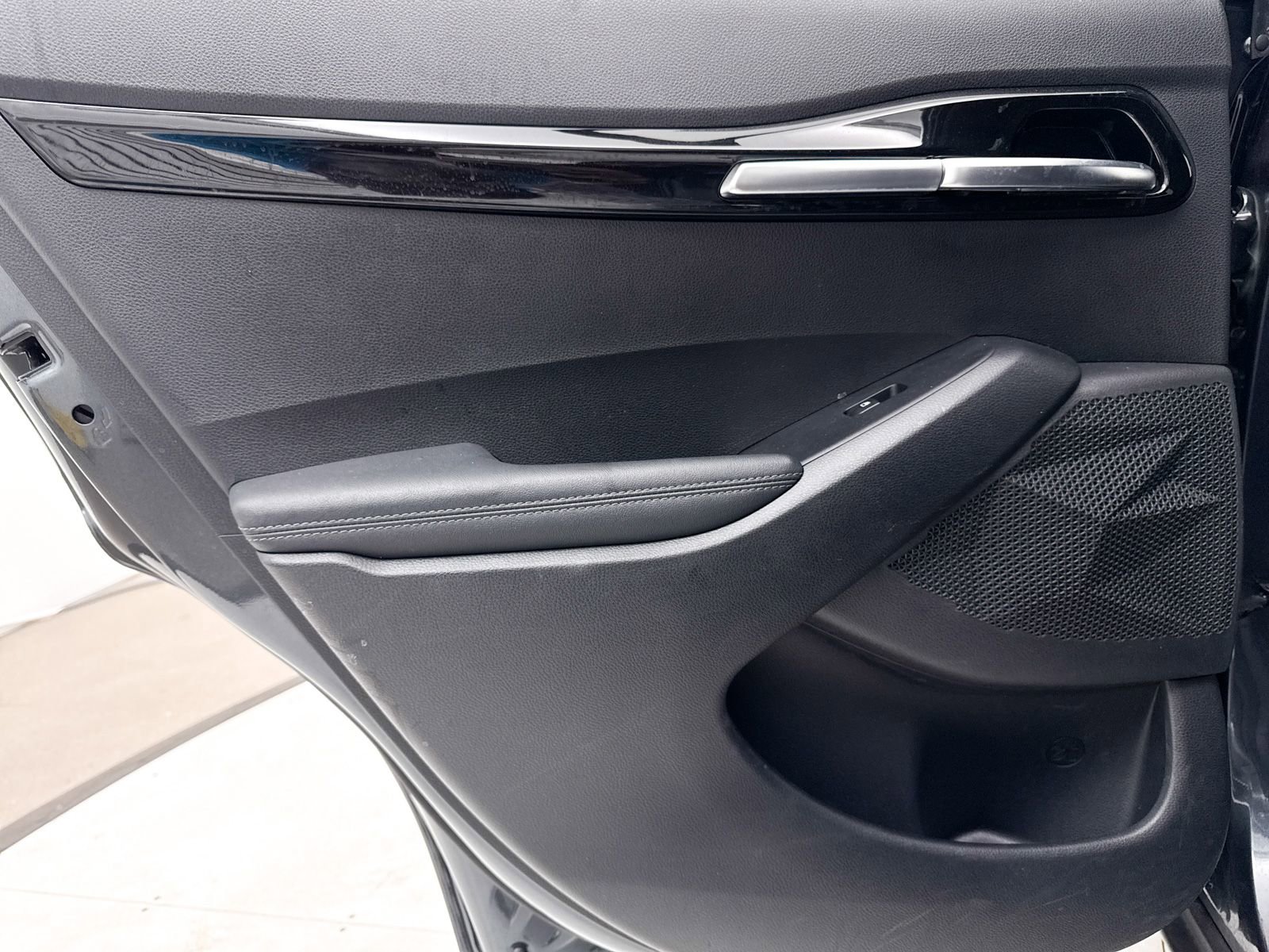 Certified 2024 Kia Seltos S image 30