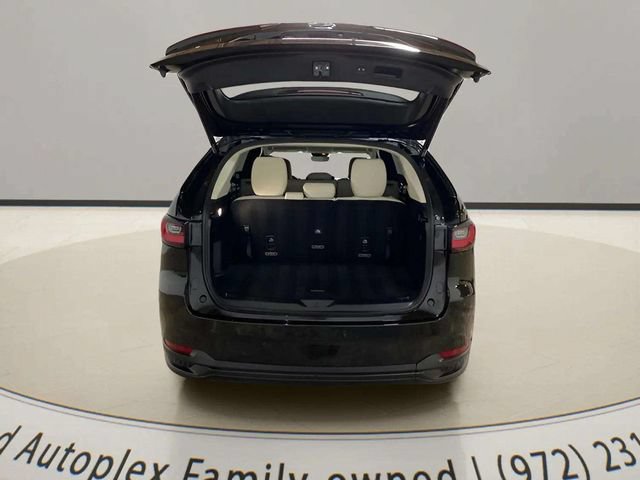 Used 2026 MAZDA CX-90 3.3 Turbo w/ Preferred Package AWD/4WD image 9