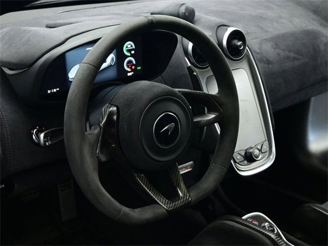 Used 2020 McLaren 600LT Spider image 4