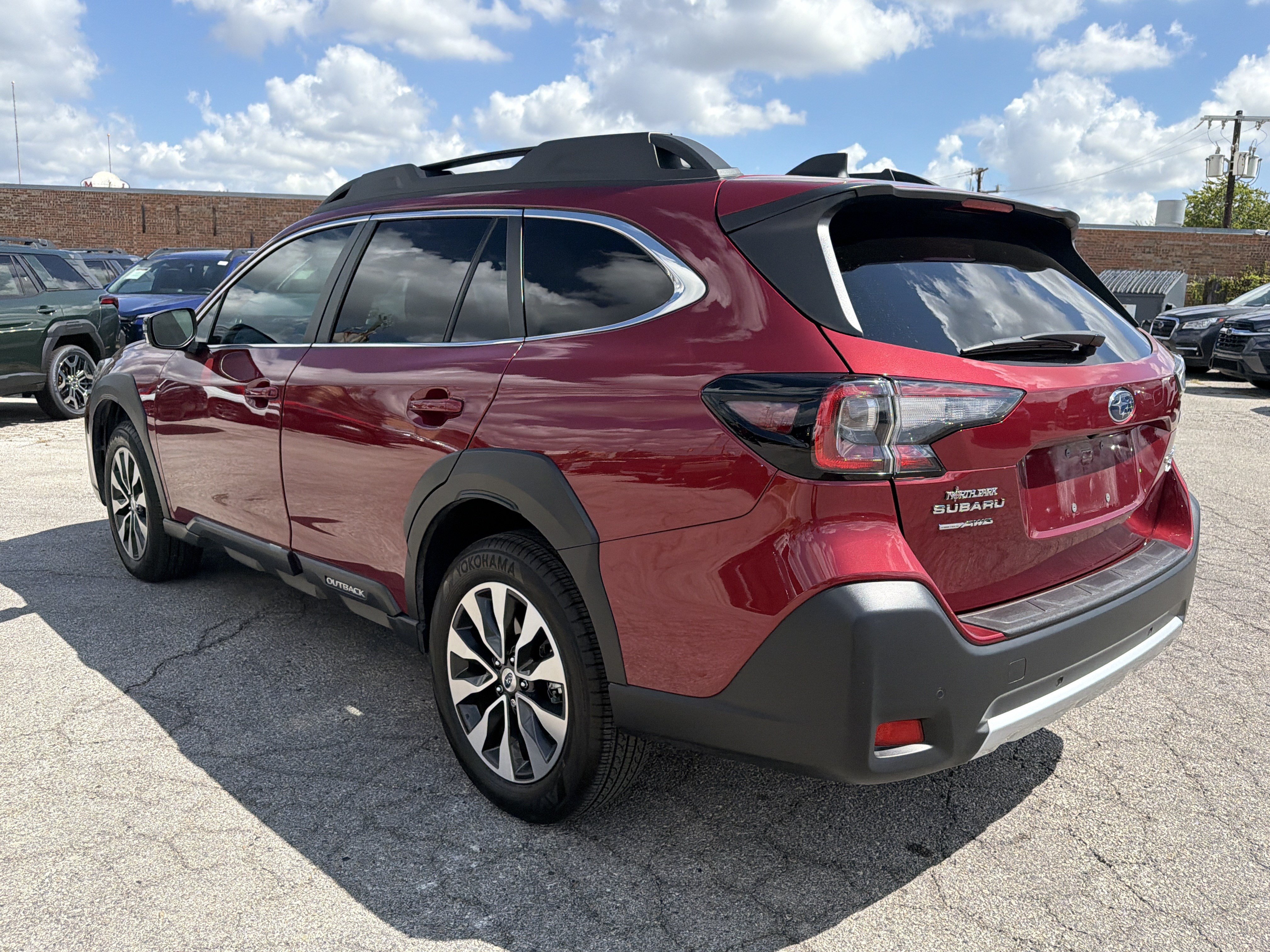 Certified 2025 Subaru Outback Limited XT AWD/4WD image 5