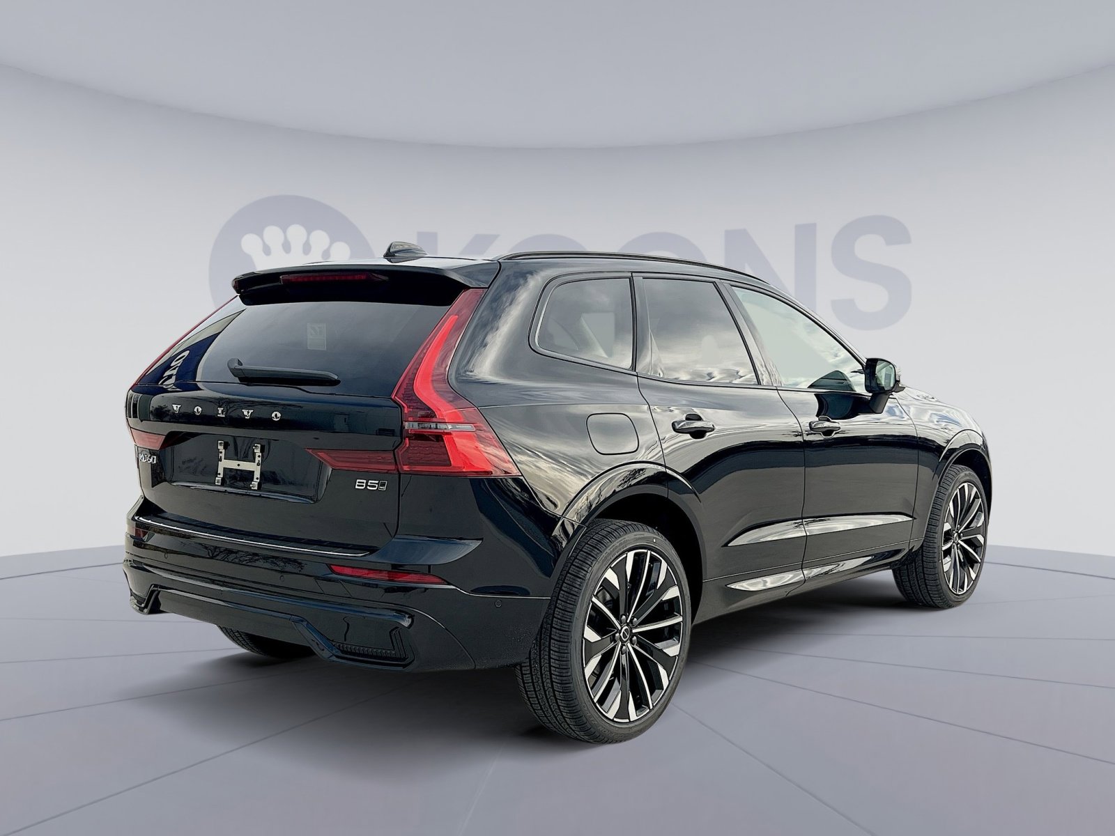 New 2026 Volvo XC60 B5 Ultra w/ Protection Package Premier image 7