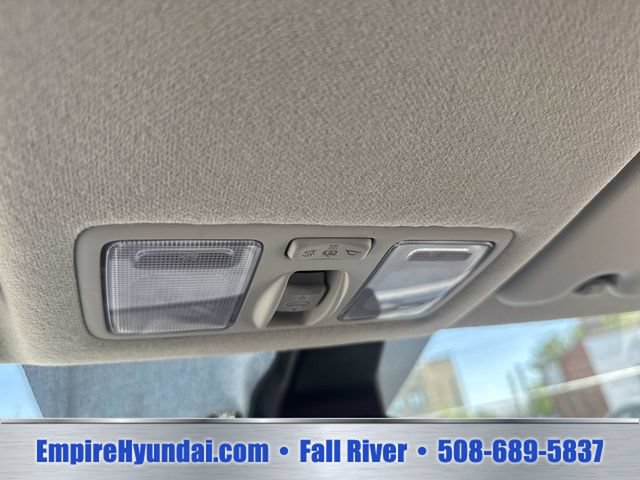 Certified 2026 Hyundai Venue SEL FWD image 25