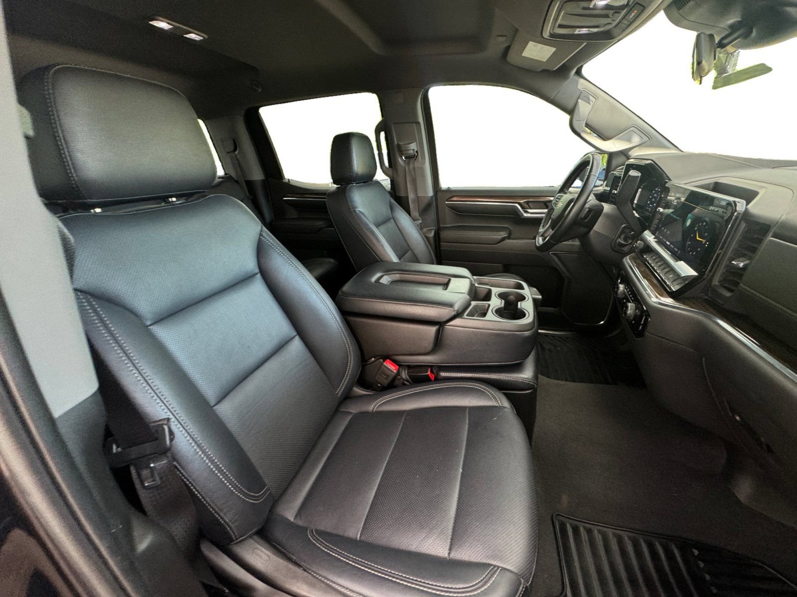Certified 2023 Chevrolet Silverado 1500 LT AWD/4WD image 15