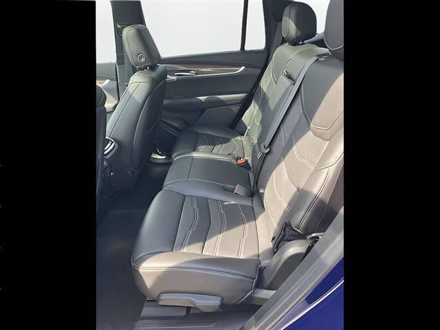 Certified 2025 Cadillac XT6 Premium Luxury w/ Platinum Package AWD/4WD image 11