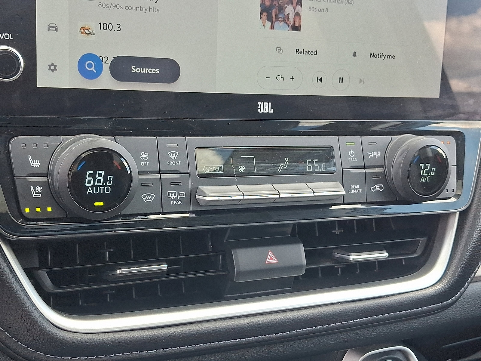 Used 2024 Toyota Grand Highlander AWD image 15